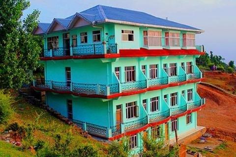 Divyansh Hotel Дхарамсала Екстериор снимка